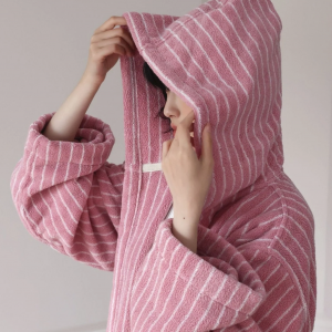 https://www.goodlifegarment.com/striped-childrens-bathrobe-long-staple-cotton-bathrobe-product/