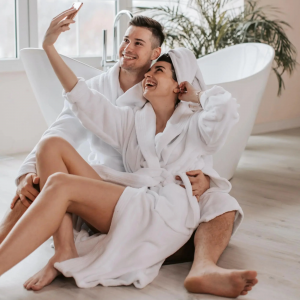https://www.goodlifegarment.com/cotton-waffle-robe-thin-cotton-hotel-adult-bathrobe-kimono-collar-2-product/