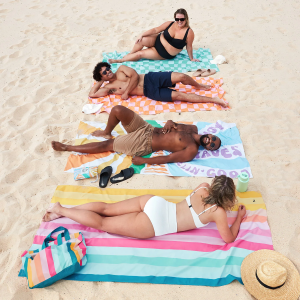 https://www.goodlifegarment.com/beach-towel-microfiber-lightweight-sand-free-quick-dry-absorbent-product/