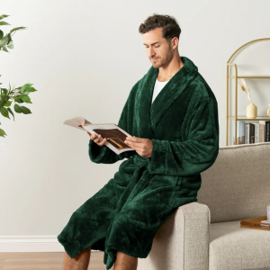 https://www.goodlifegarment.com/womens-bathrobe-coral-fleece-couples-pajama-extra-long-thickened-product/