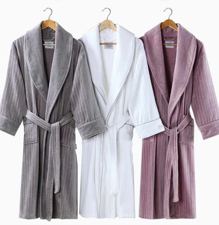 Je, ni aina gani za Bathrobe5